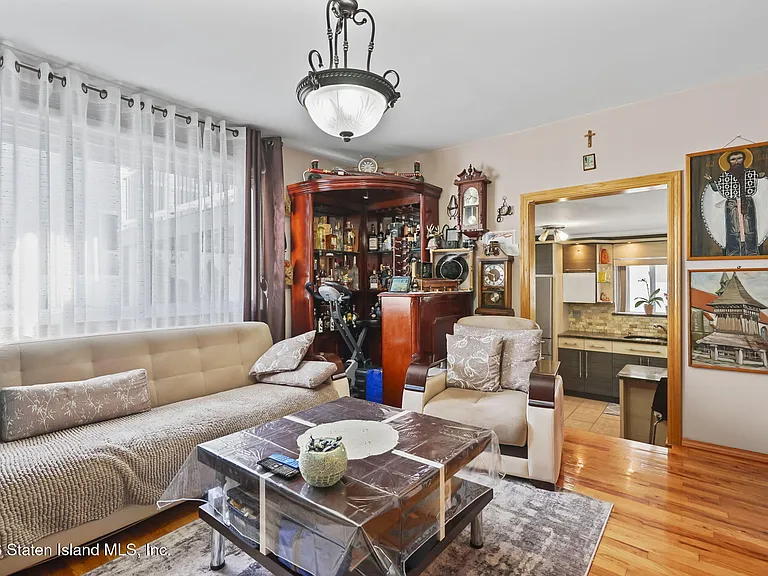 40 Devens St #1&2 — Photo 33