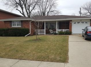 151 W 5th St, Manteno, IL 60950