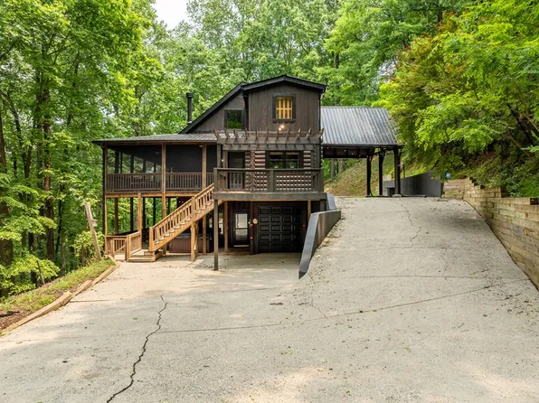 1315 Walnut Rdg, Ellijay, GA 30536