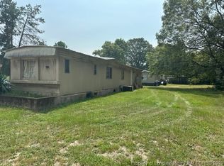 130 Joy Dr, Fayetteville, NC 28312