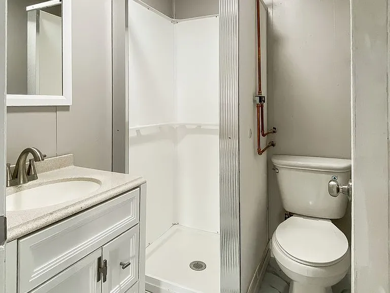 104 S Beechtree St #A — Photo 8