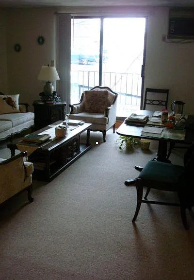 566 Washington St #5 — Photo 15