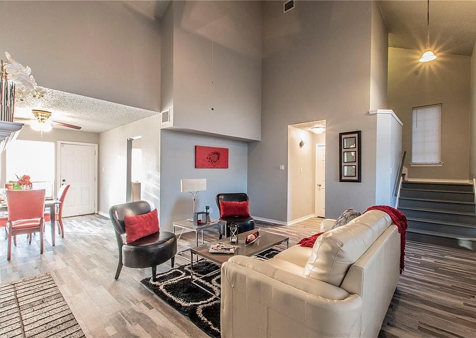 1st image of 613 Grand Cayman Way