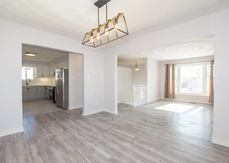 27 Rollins Dr #1