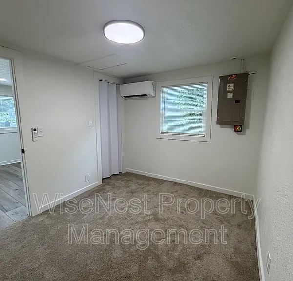 1100 S Savage St — Photo 6