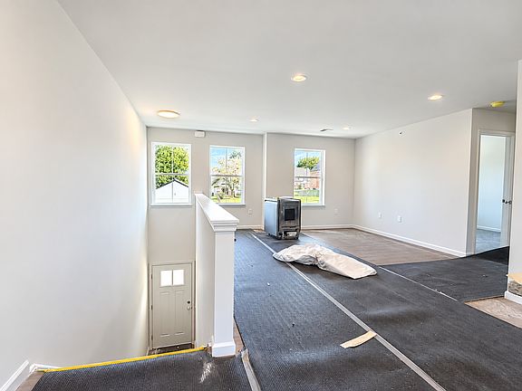 3rd image of 1365 W Main St #C