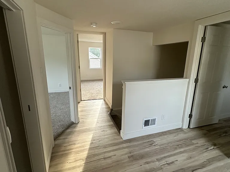 2592 Ellison Ave — Photo 9
