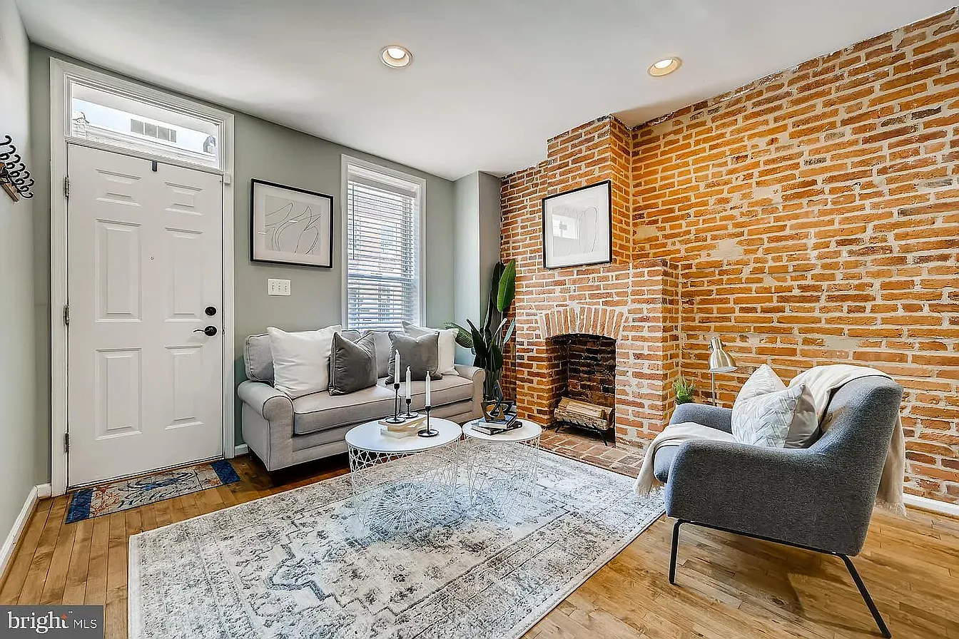 2 bed, 1.5 bath, 976 sqft, $2,600 — Photo 4