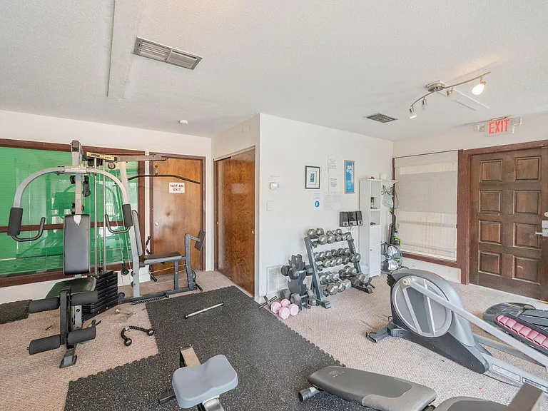 39 Hidden Cove Cir — Photo 28