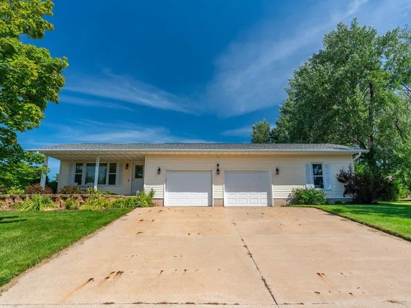 10868 Cave of the Mounds Road, Blue Mounds, WI 53517