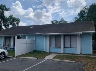 37210 Oak Ct, Dade City, FL 33523