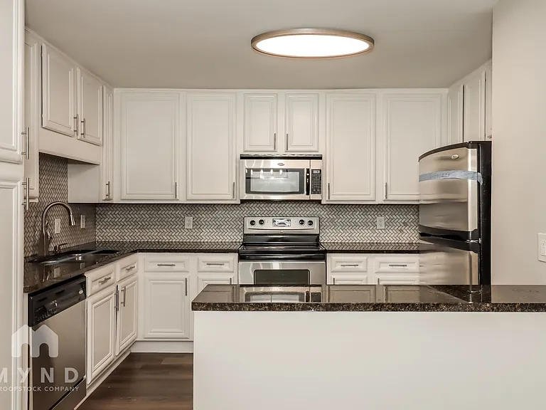 1468 Briarwood Rd #511 — Photo 3