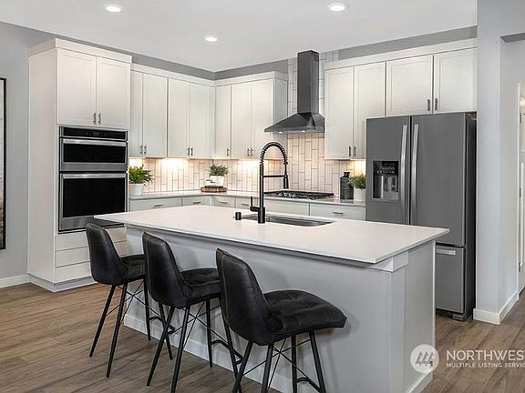 3rd image of 1270 Williams Place #22