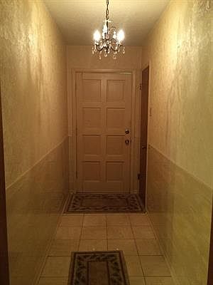2nd image of 106 Larkspur St
