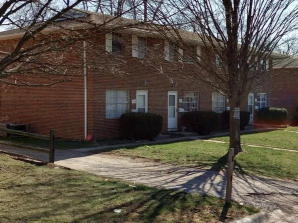 1158 McCarley Dr E, Columbus, OH 43228