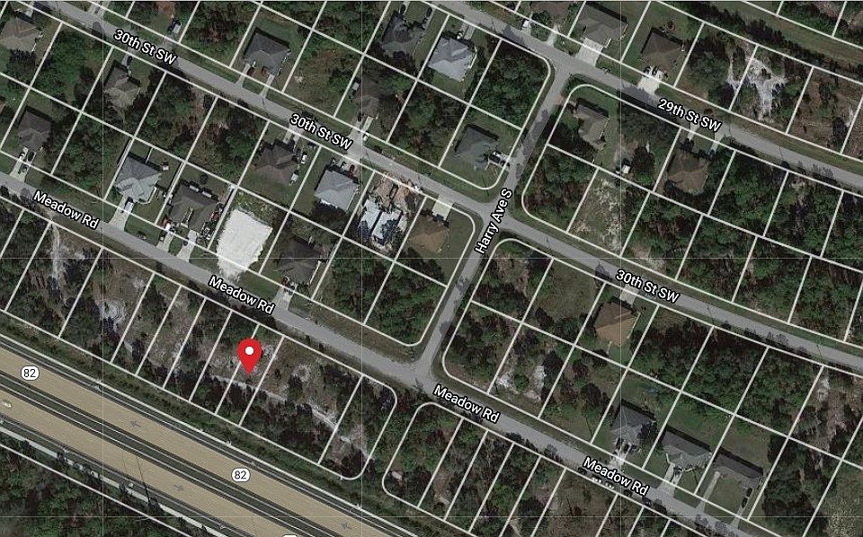 2nd image of 954 Meadow Rd
