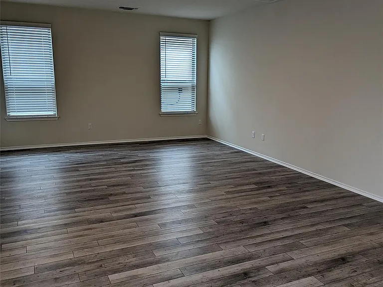98 Pacific Loon St — Photo 8