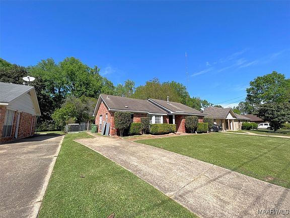 4th image of 5725 Bangor Ct