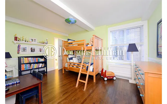 Sold by Douglas Elliman | media 6