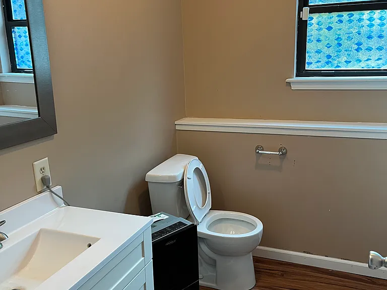 524 Charlotte Ave — Photo 6