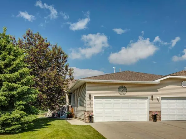 631 E Riverside Blvd NW, High River, AB T1V 2C1