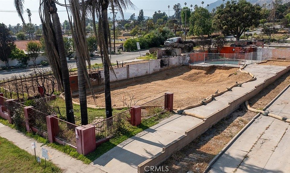 1st image of 1085 E Mendocino St Lot 1