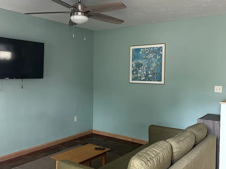 2341 Westlawn Pl — Photo 11
