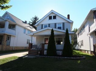 2116 Wascana Ave, Lakewood, OH