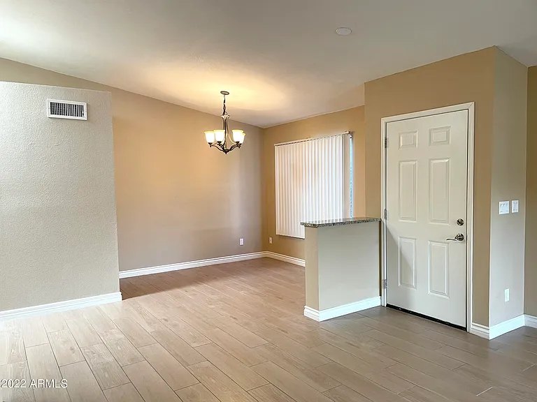 4522 E Renee Dr — Photo 7
