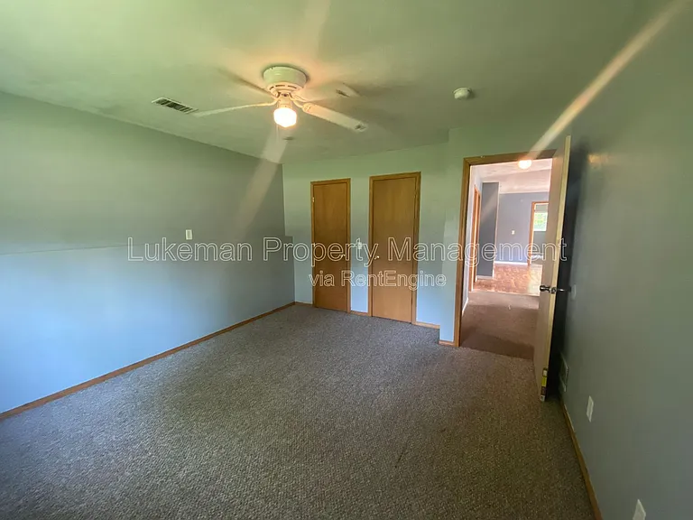 1201 Lafayette Ave — Photo 10