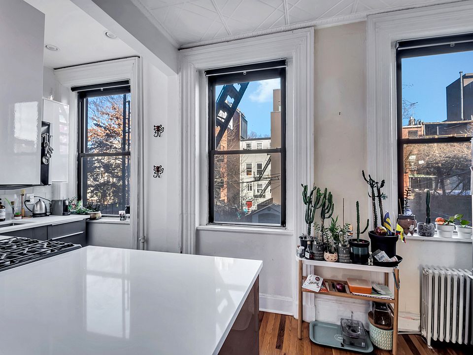 2nd image of 43 Woodhull St APT 2