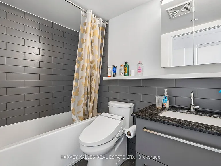 152 Flemington Rd #Townhouse 104 — Photo 34