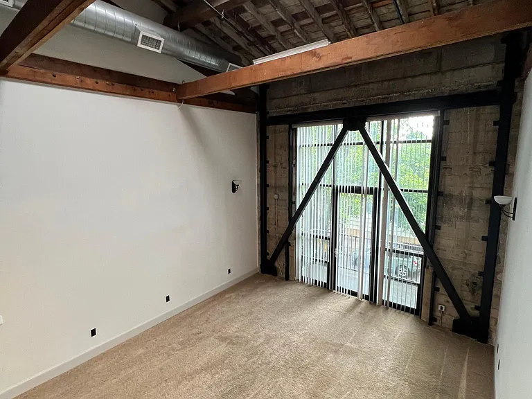 7319 N John Ave #202 — Photo 2