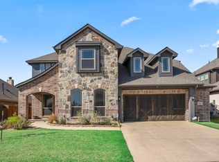545 Ramon St, Burleson, TX 76028