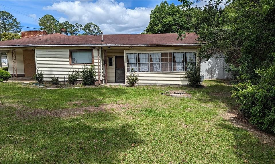 1st image of 1504 Habersham Dr