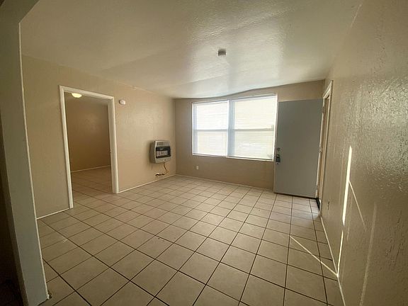 5th image of 506 SW 24th St Unit 2