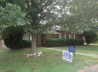 7228 Elderberry Ln, Dallas, TX 75249
