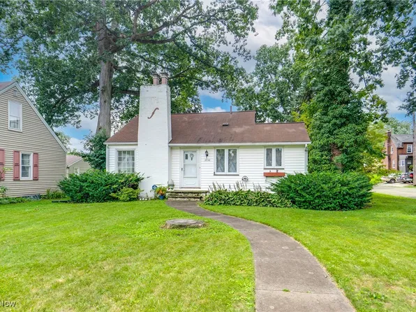3736 10th St SW, Canton, OH 44710