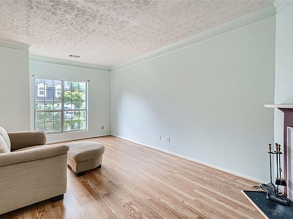 5th image of 3972 Hancock Cir