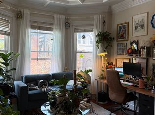 311 S 22nd St APT 2, Philadelphia, PA 19103