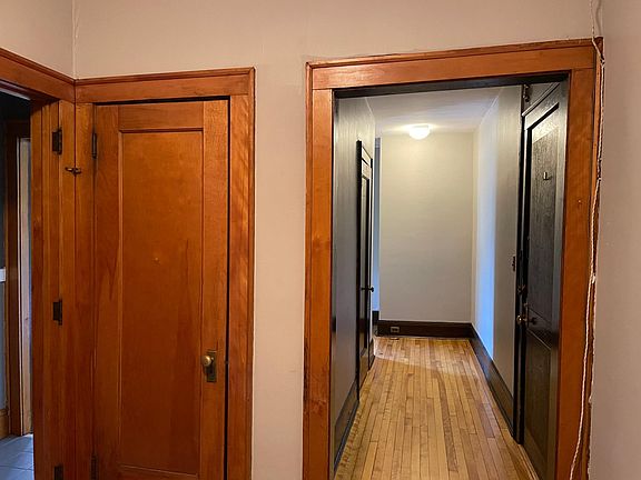 5th image of 2202 Hennepin Ave E #3