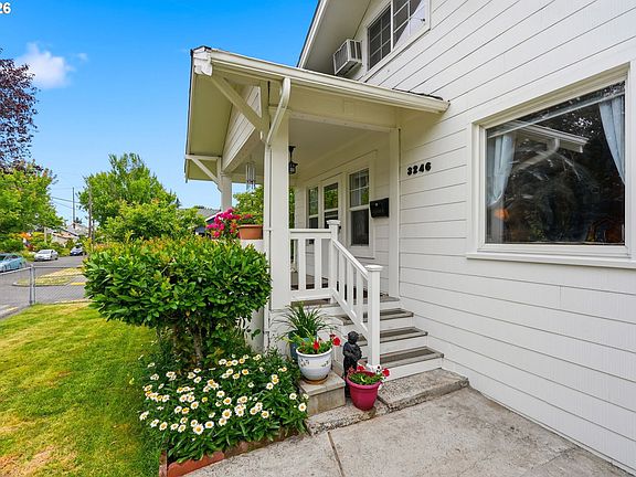3rd image of 3246 NE 59th Ave