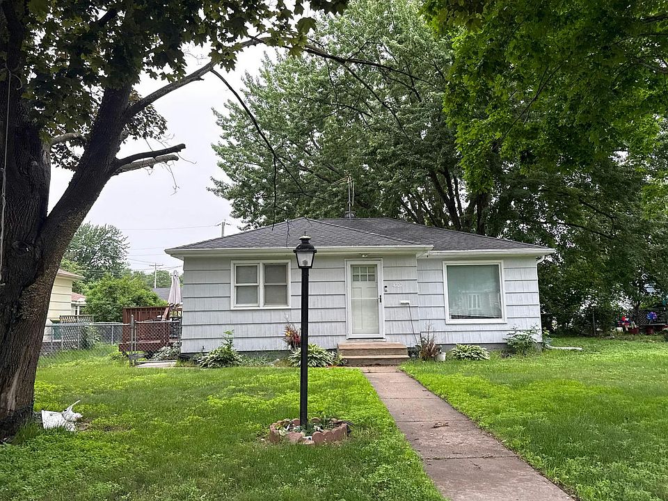 1st image of 4707 Yates Ave N