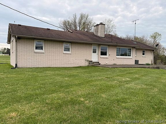 4th image of 1110 W Helton Road