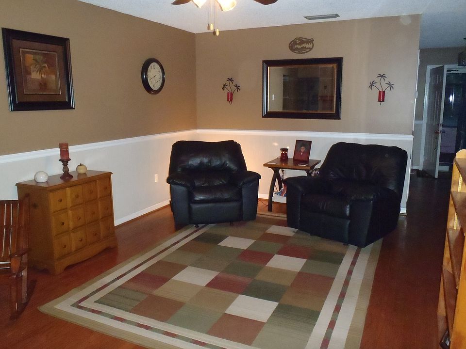 Family Room 1