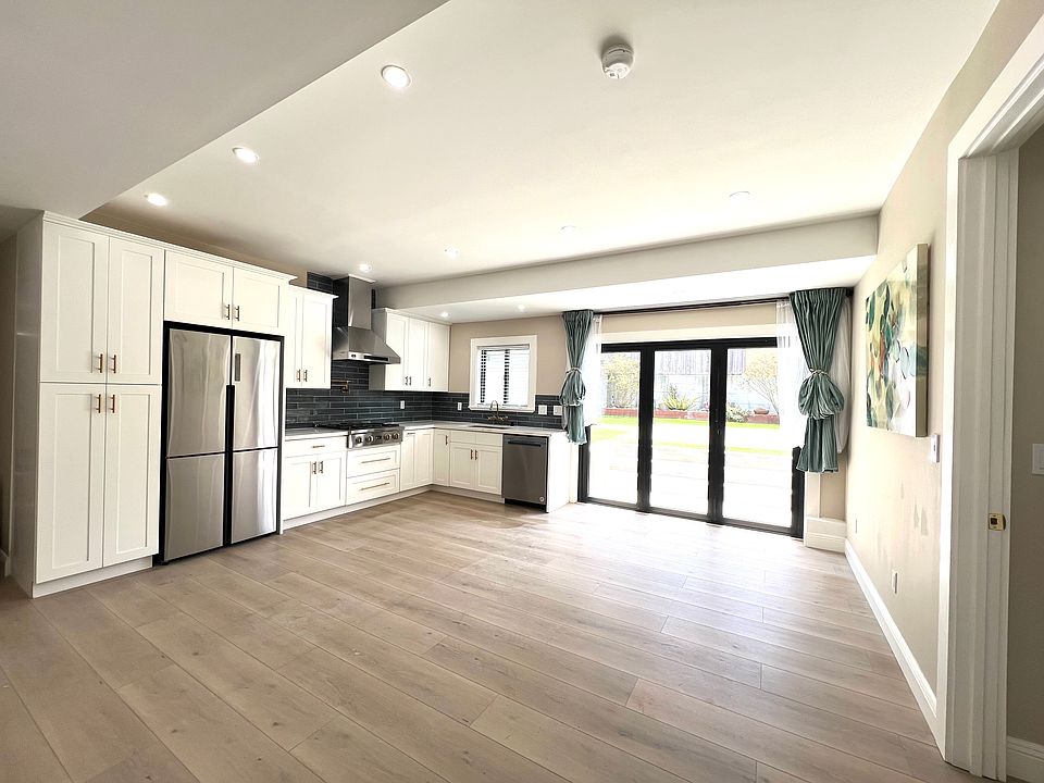 1st image of 451 Chestnut Ave