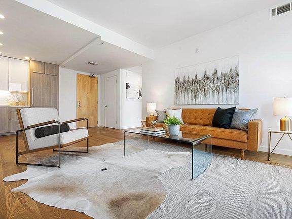 3rd image of 300 Ivy St APT 303