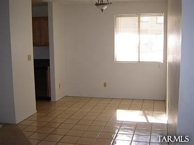 808 S Langley Ave #106 — Photo 5
