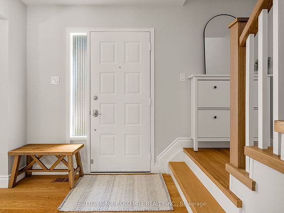 3rd image of 262 Chalmers St