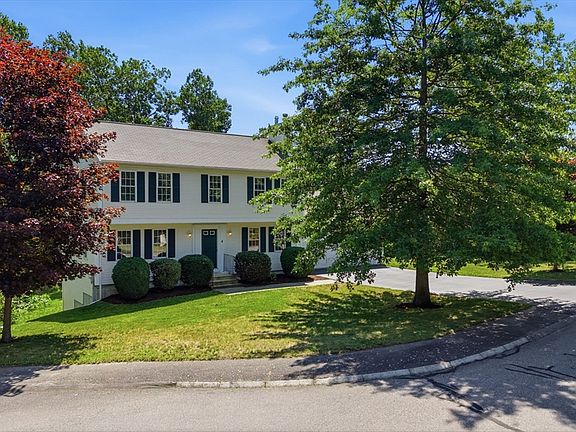 2nd image of 4 Azalea Cir